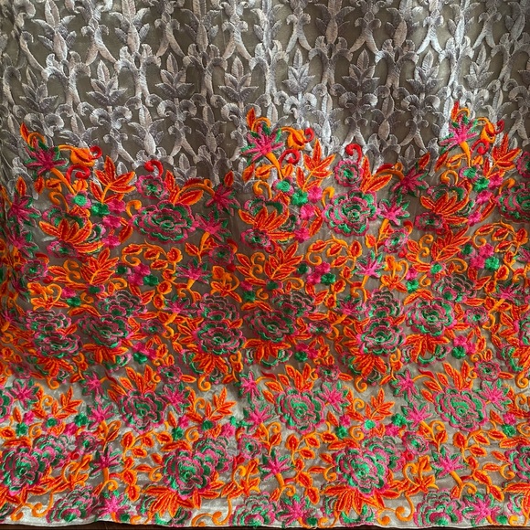 ✨Embroidered Organza Tunic/Long Shirt/Kameez for Formal or Party Wear, in Medium - Picture 4 of 7